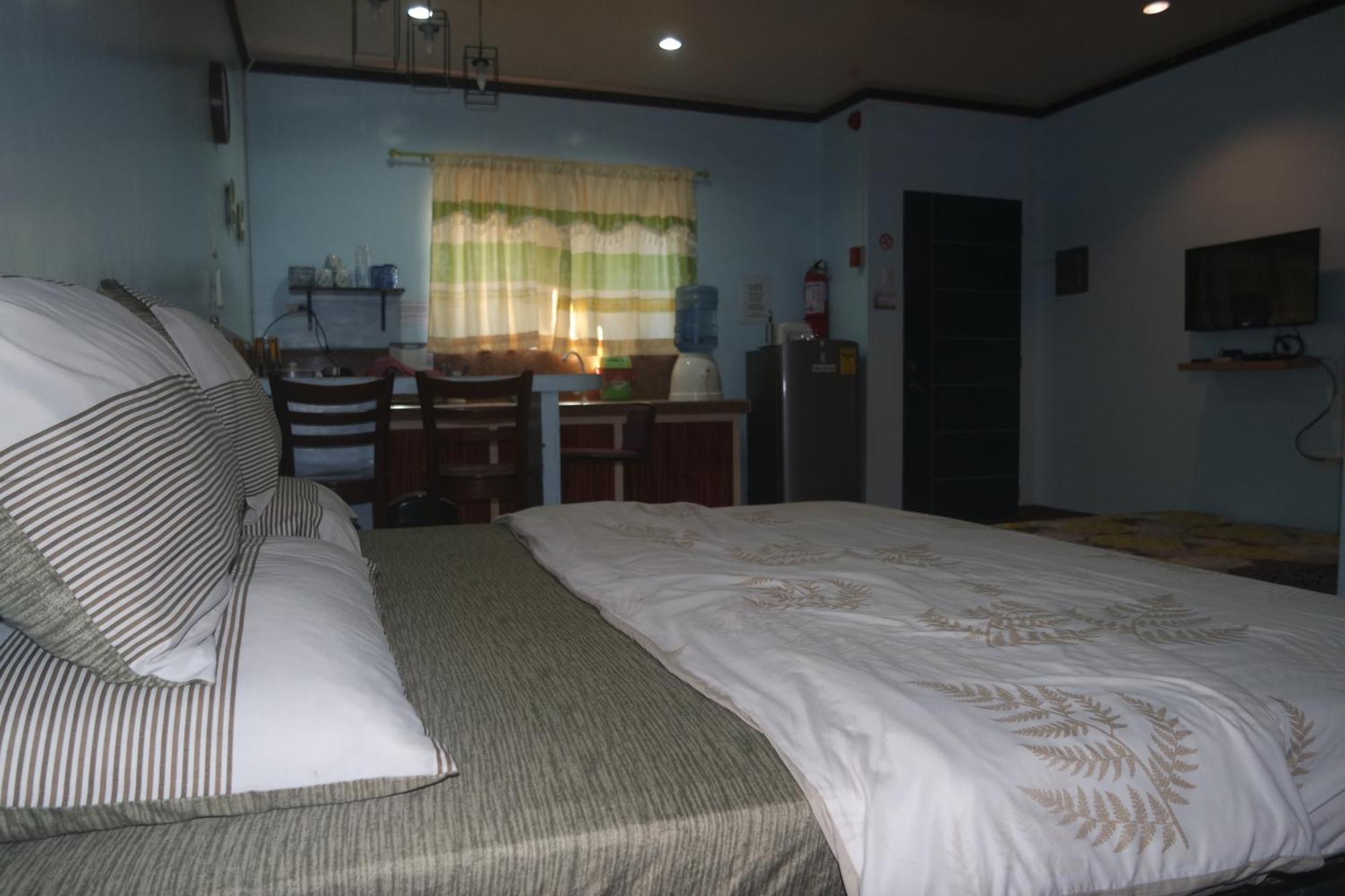 Yoo C Apartment Dumaguete City Kültér fotó