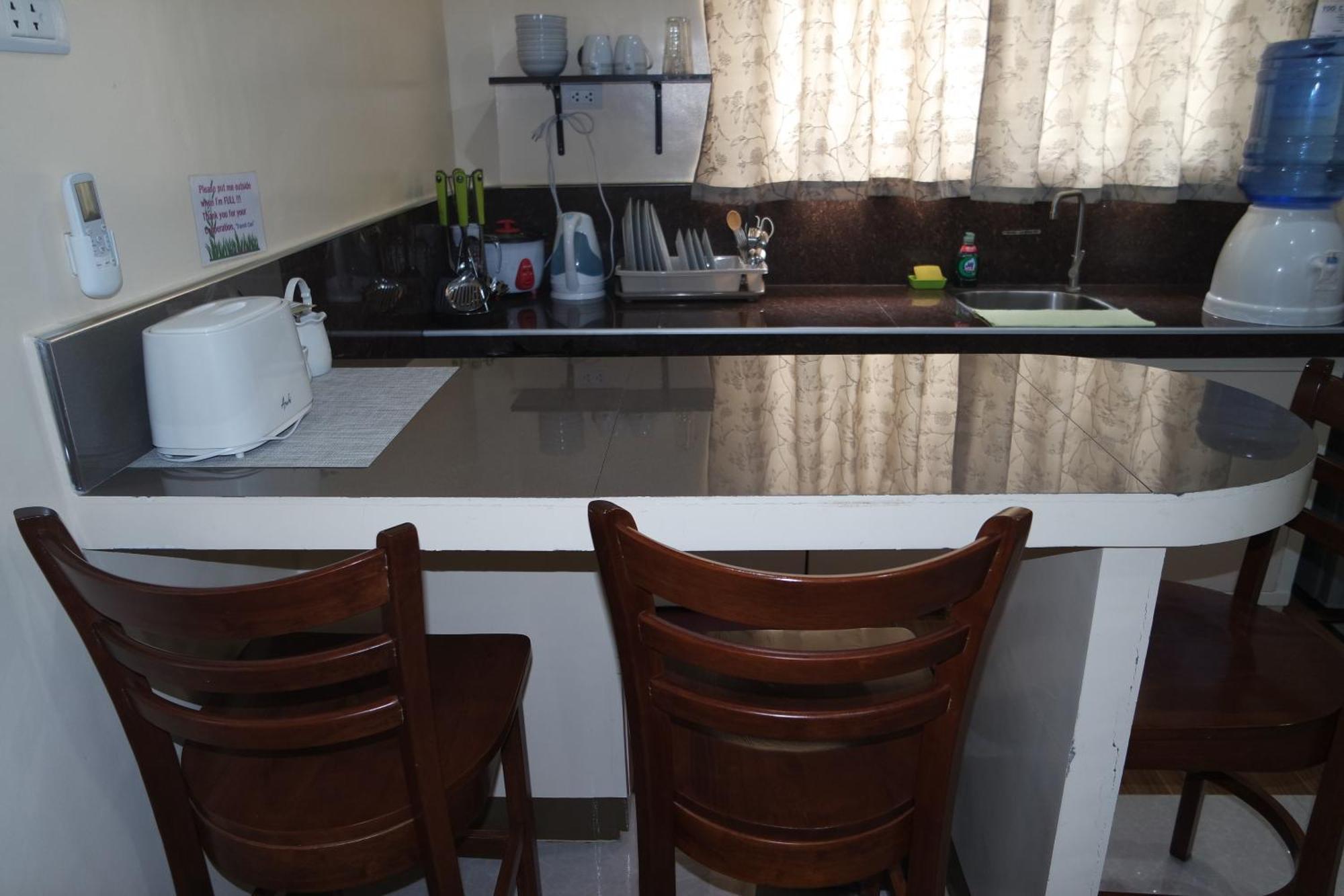 Yoo C Apartment Dumaguete City Kültér fotó